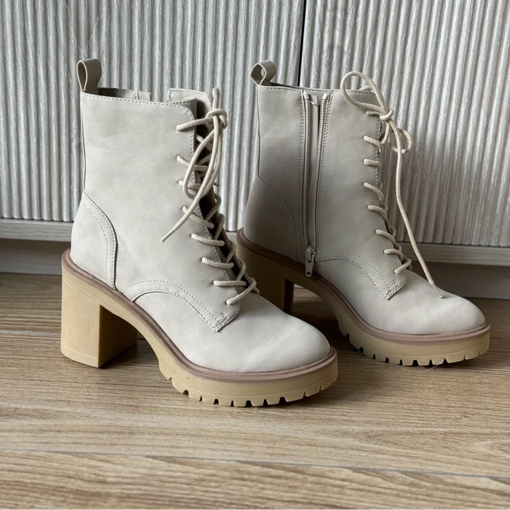 Dolce Vita & Mia NEW Women's Ankle Boots Bundle - Picture 6 of 16